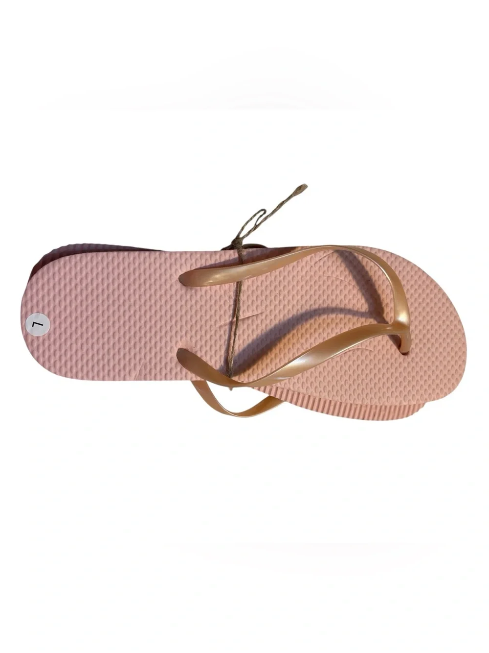 NWT Flip Flops Size Large (8-9) Beach Sandals Pale Pink